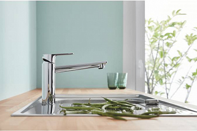 Смеситель д/кухни Grohe BAU EDGE 31693000 средний излив