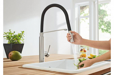 Смеситель для кухни Grohe CONCETTO 31491DC0 с профессиональной лейкой