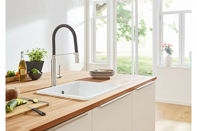 Смеситель для кухни Grohe CONCETTO 31491DC0 с профессиональной лейкой