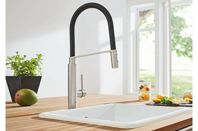 Смеситель для кухни Grohe CONCETTO 31491DC0 с профессиональной лейкой